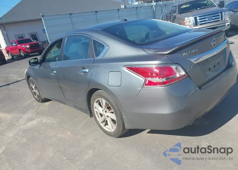 2015 Nissan Altima 2.5 Sv z USA, uszkodzony, nr VIN 1N4AL3AP2FC226899